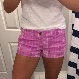 AMERICAN EAGLE purple/magenta tie dyed shorts